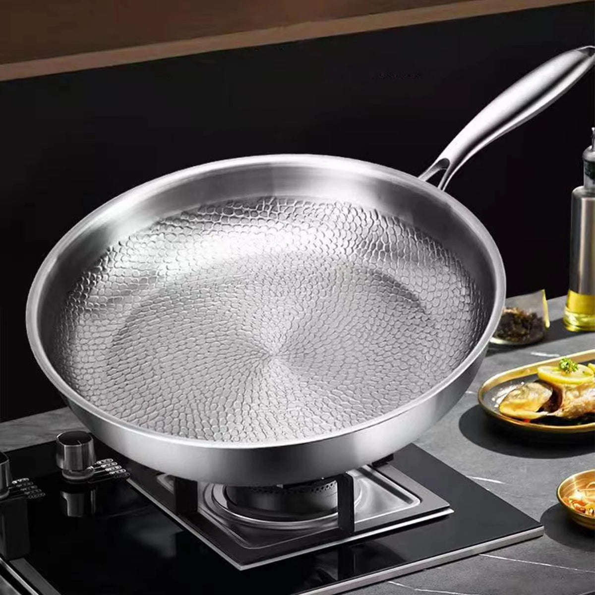 Titanium Fish Scale Hammered Uncoated Non-Stick Frying Pan with Glass Lid – Induction Compatible Steak & Stir-Fry Pan – Ideal for Searing, Frying & Everyday Cooking – Available in 26cm, 28cm & 30cm