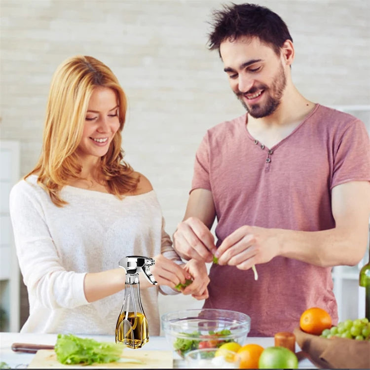 240ml Glass Oil Sprayer Bottle with Rotating Nozzle – Olive Oil Mister & Spritzer – Great for Air Fryers, Salads & Roasting – Available in Black, White & Silver Colours
