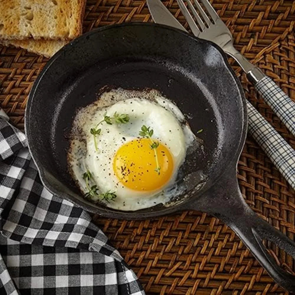 Small Cast Iron Skillet with Pour Spouts – Frying Pan for Camping, Indoor & Outdoor Cooking – Perfect for Eggs, Cornbread & Single Portions – Available in 6 & 8 Inch