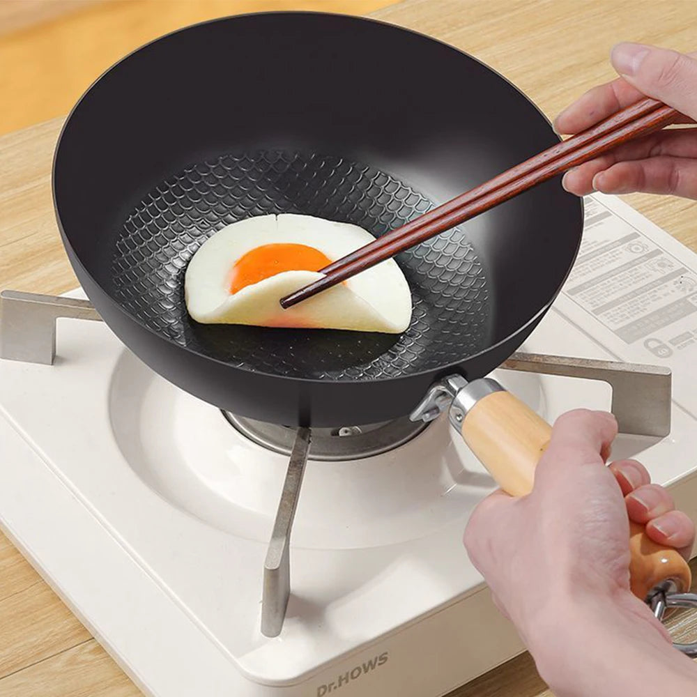 Non-Stick Iron Frying Pan – Multi-Purpose Stir-Fry & Omelette Pan for Home & Outdoor – Ideal for Gas & Induction Hobs – Available in 20cm, 22cm, 24cm, 26cm & 28cm