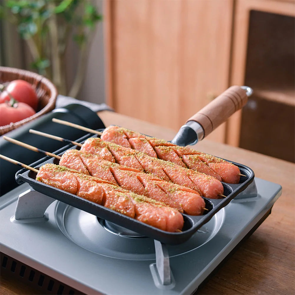 Cast  Iron Preseasoned Grilled Sausage Pot Nonstick Hot Dog Pan With Wooden Handle Hot Dog  Anti Scald