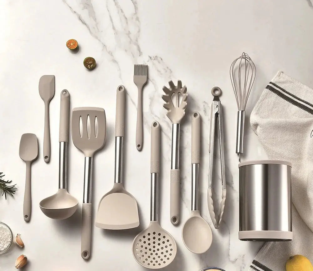 12-Piece Food-Grade Silicone & Stainless Steel Kitchen Utensils Set with 360° Rotating Storage Holder C for Chef