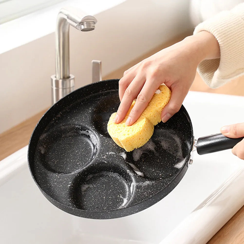 4 Cup Egg Frying Pan with Bakelite Handle – Non-Stick Steel Breakfast Griddle – Great for Mini Pancakes, Sliders & Fried Eggs