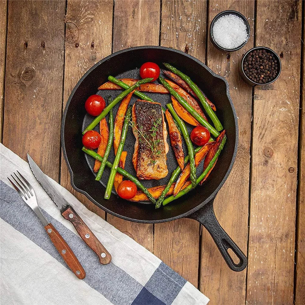 Uncoated Cast Iron Frying Pan Set of 3 – 16cm, 20cm & 26cm Skillets with Double Pour Spouts – Perfect for Frying, Stir-Frying & Omelettes