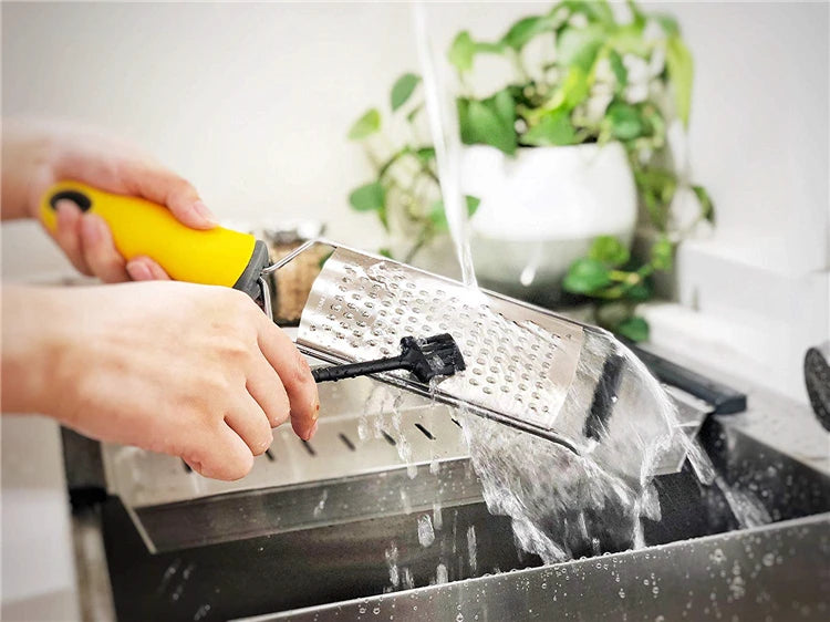 Stainless Steel Lemon Zester & Cheese Grater – Handheld Citrus Zester for Garlic, Ginger & Chocolate – Best for Zesting & Fine Grating – Available in Black, Red & Yellow Colours