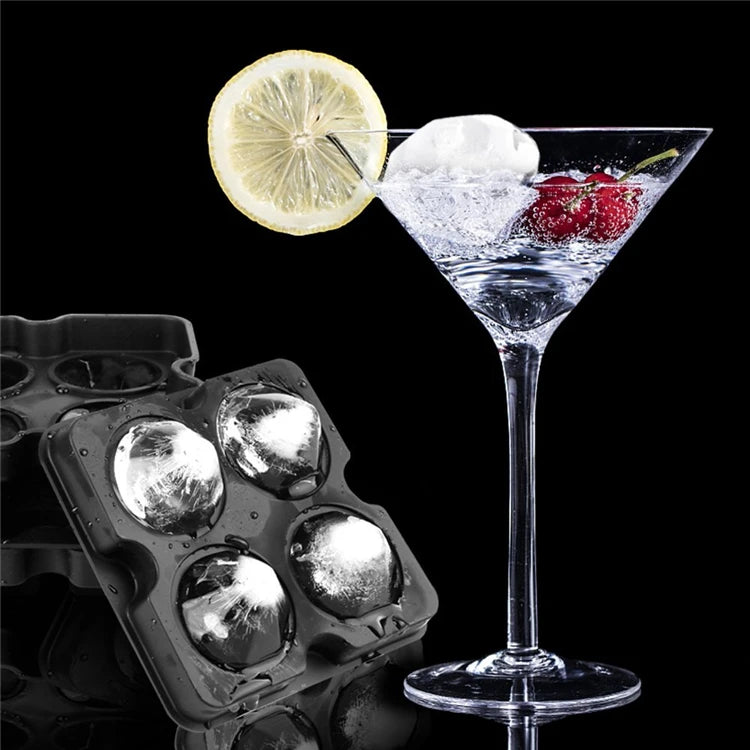 Reusable Silicone Diamond Ice Cube Mould – Stackable Flexible Ice Tray – Great for Chilling Water, Juice & Iced Drinks – Available in Black & Blue Colours