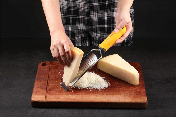 Stainless Steel Lemon Zester & Cheese Grater – Handheld Citrus Zester for Garlic, Ginger & Chocolate – Best for Zesting & Fine Grating – Available in Black, Red & Yellow Colours
