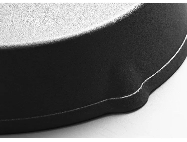 pre-seasoned cast iron skillet pan
