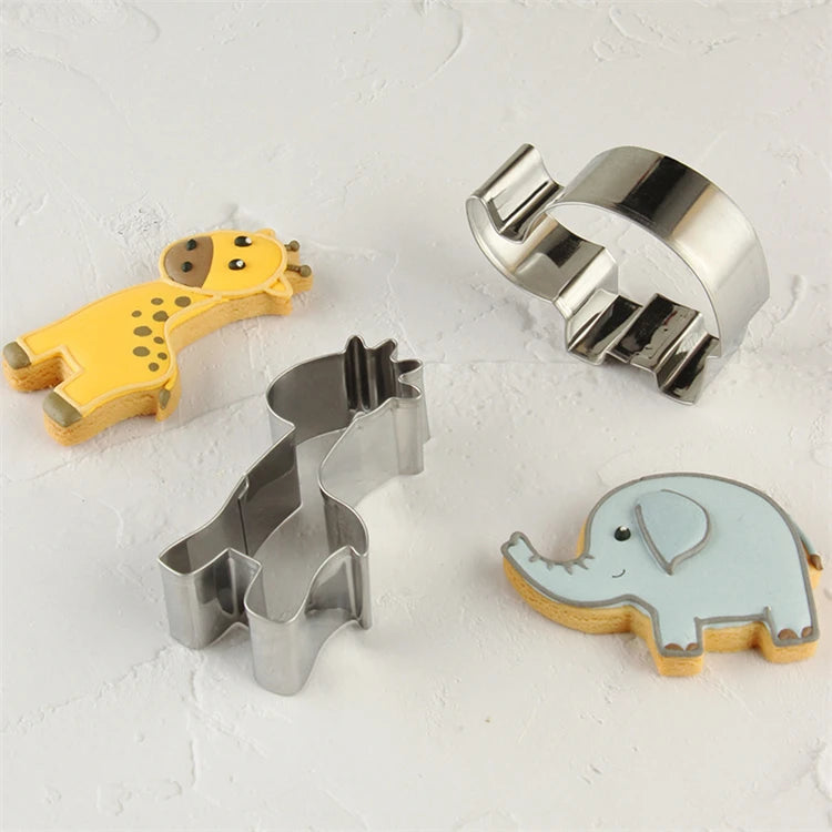 12 Piece Stainless Steel Animal Cookie Cutter Set with Storage Box – Safari Animal Biscuit Cutters – Perfect for Kids Baking & Fondant