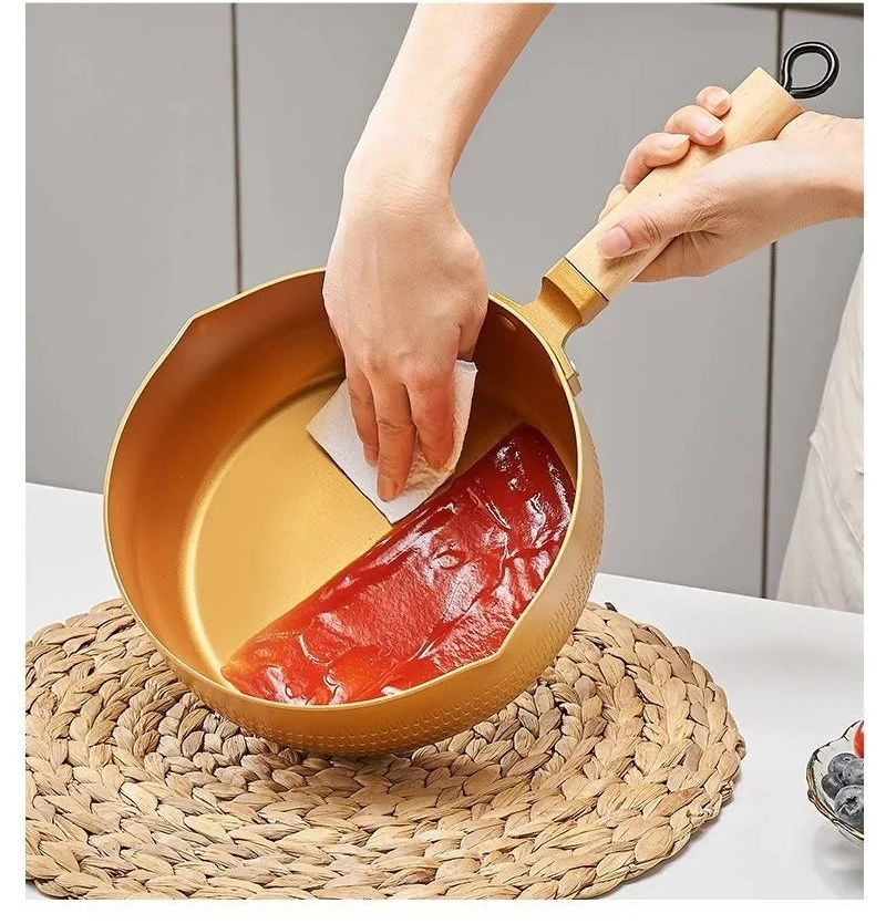 Non-Stick Saucepan with Wooden Handle