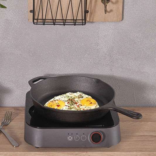 Round Cast Iron Frying Pan with Easy-Grip Handle – Heavy Duty Skillet with Hanging Loop – Great for Low-Oil Frying & Searing (26cm) United Kingdom