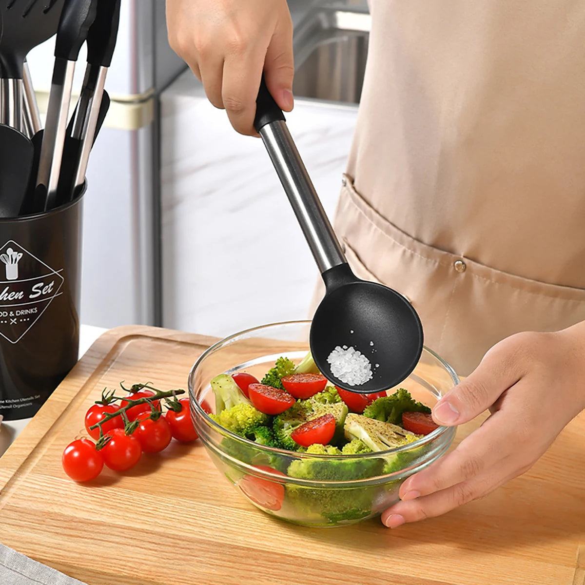 15-Piece Silicone Kitchen Utensils Set – Heat-Resistant Spatulas, Spoons, Turners, Brush, and Whisk, Perfect for Non-Stick Cookware,Available in Black, Grey & Khaki