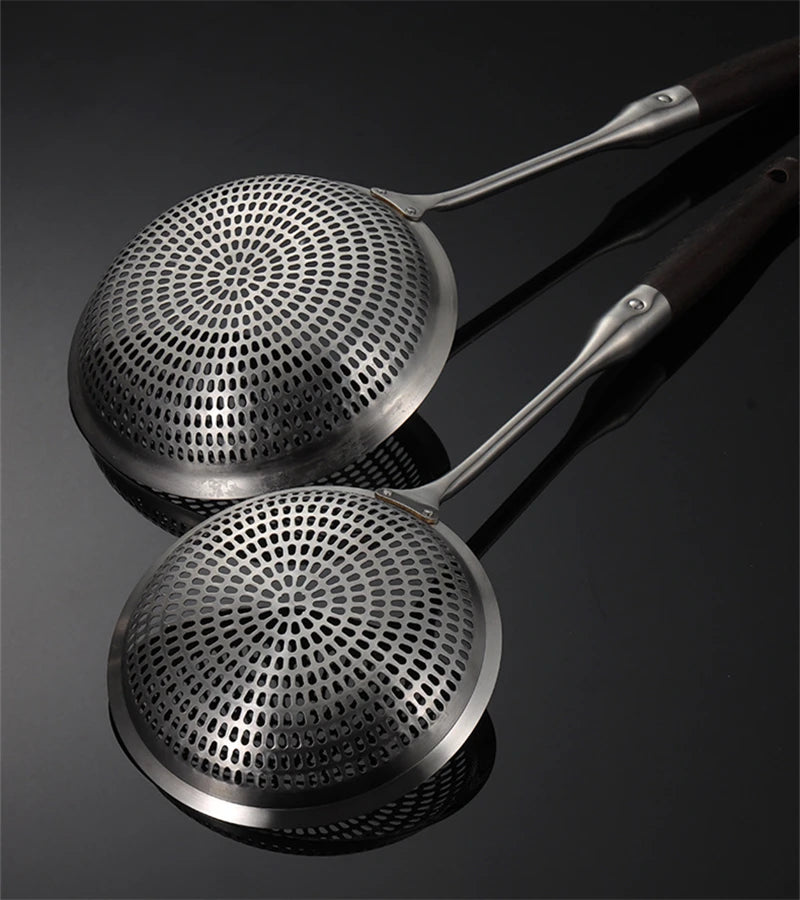 304 Stainless Steel Fine Mesh Kitchen Skimmer Strainer with Non-Slip Anti-Scald Wooden Handle, Great for Deep Frying, Noodles, Dumplings, Pasta & Vegetables, Oil Filtering & Draining, Available in 14cm, 16cm & 19cm Sizes