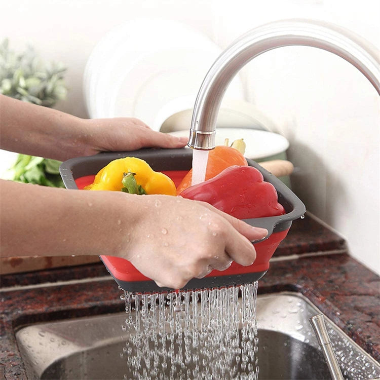 Square Collapsible Silicone Colander – Foldable Food, Fruit & Vegetable Strainer – Great for Draining Pasta & Saving Cupboard Space – Available in Green, Blue, Red & Orange Colours
