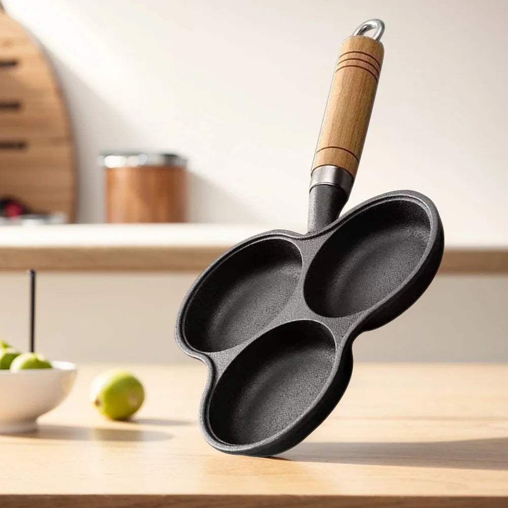 3 Hole Egg Pan – Non-Stick Cast Iron Breakfast Pan with Marble Coating – Ideal for Fried Eggs, Pancakes & Burgers