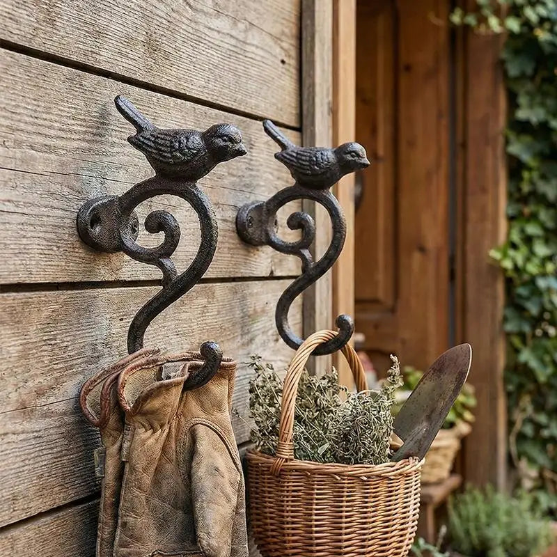 Cast Iron Bird Wall Hook – Rustic Decorative Heavy Duty Hanger for Keys, Hats & Bags – Great for Hallways, Kitchens & Gardens