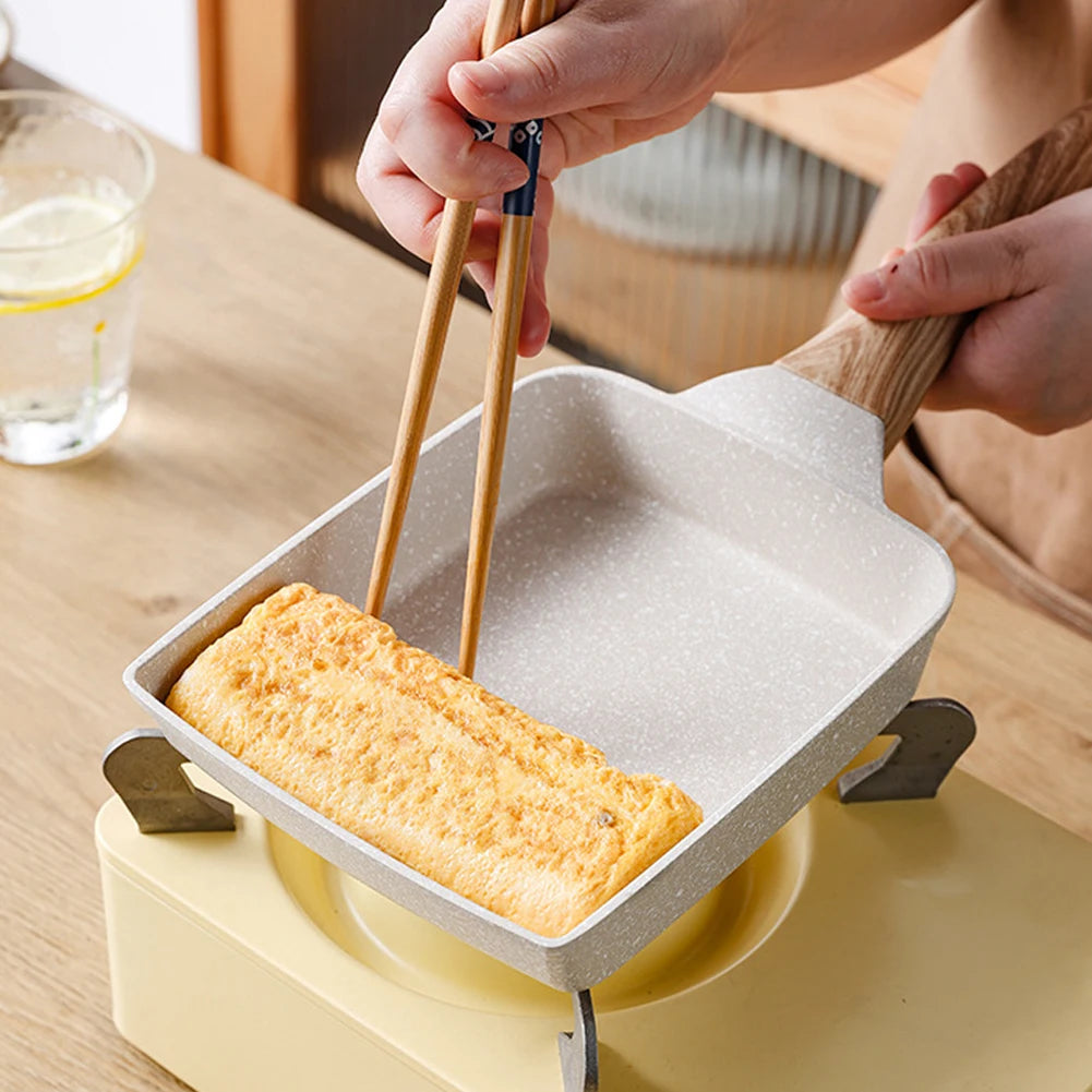 Rectangular Non-Stick Omelette Pan – Granite-Coated Tamagoyaki Egg Pan with Long Handle – Perfect for Omelettes, Eggs & Quick Breakfasts