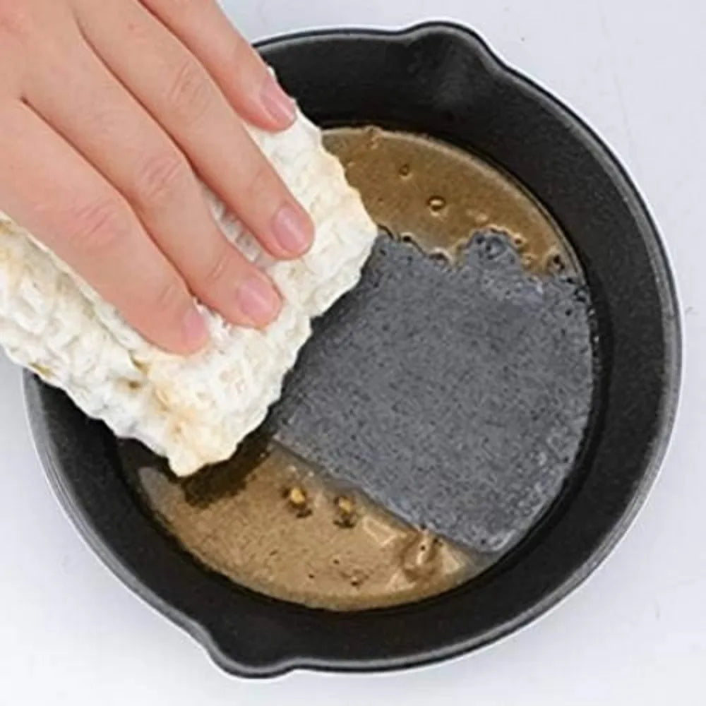 Small Cast Iron Skillet with Pour Spouts – Frying Pan for Camping, Indoor & Outdoor Cooking – Perfect for Eggs, Cornbread & Single Portions – Available in 6 & 8 Inch