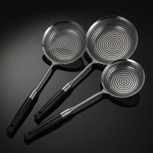 304 Stainless Steel Fine Mesh Kitchen Skimmer Strainer with Non-Slip Anti-Scald Wooden Handle, Great for Deep Frying, Noodles, Dumplings, Pasta & Vegetables, Oil Filtering & Draining, Available in 14cm, 16cm & 19cm Sizes
