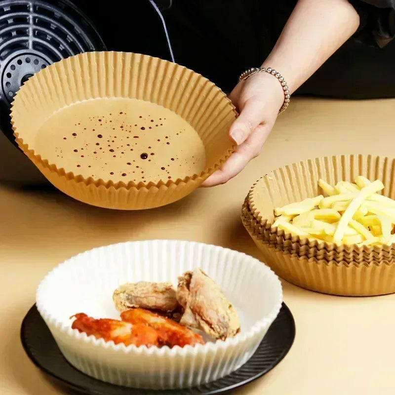 Disposable Air Fryer Paper Liners – Non-Stick Oil-Absorbing Baking Paper in Round & Square – Best for Air Fryers, Ovens & BBQ Plates – Available in 50 & 100 Packs