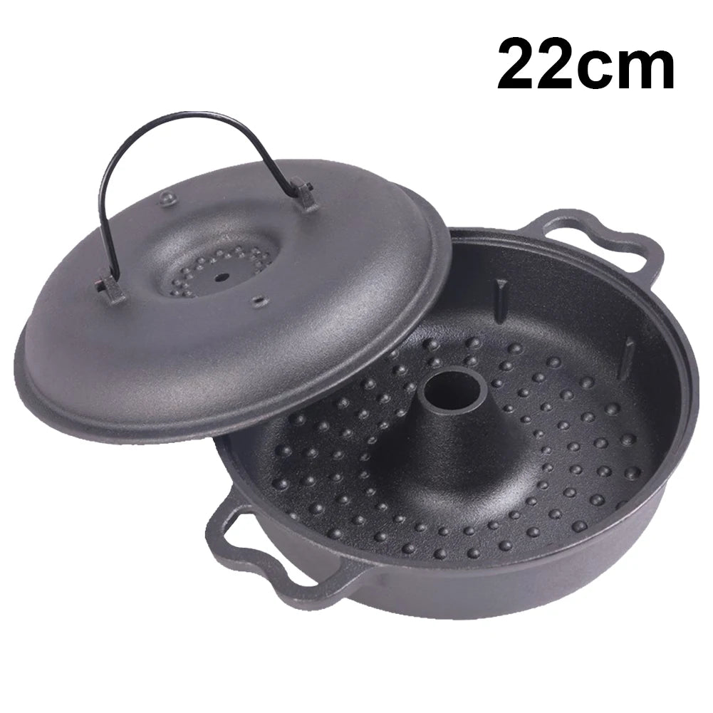 Cast Iron Sweet Potato Roaster with Lid – Garlic Roaster & Baking Pot with Centre Air Vent – Ideal for Camping, Patio & Backyard Cooking (25cm)