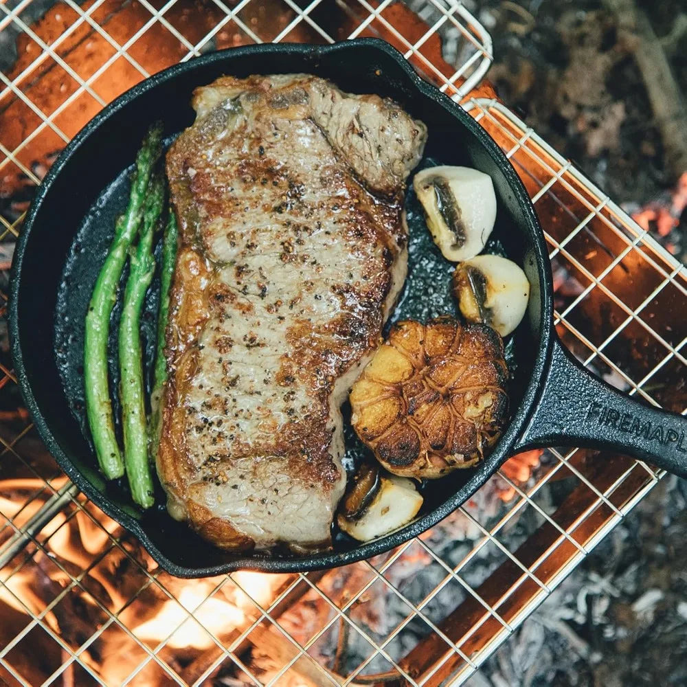 Cast Iron Skillet – Round Non-Stick Frying Pan for Hob, Grill & Campfire – Perfect for Steaks, Eggs & Fry-Ups (25cm)