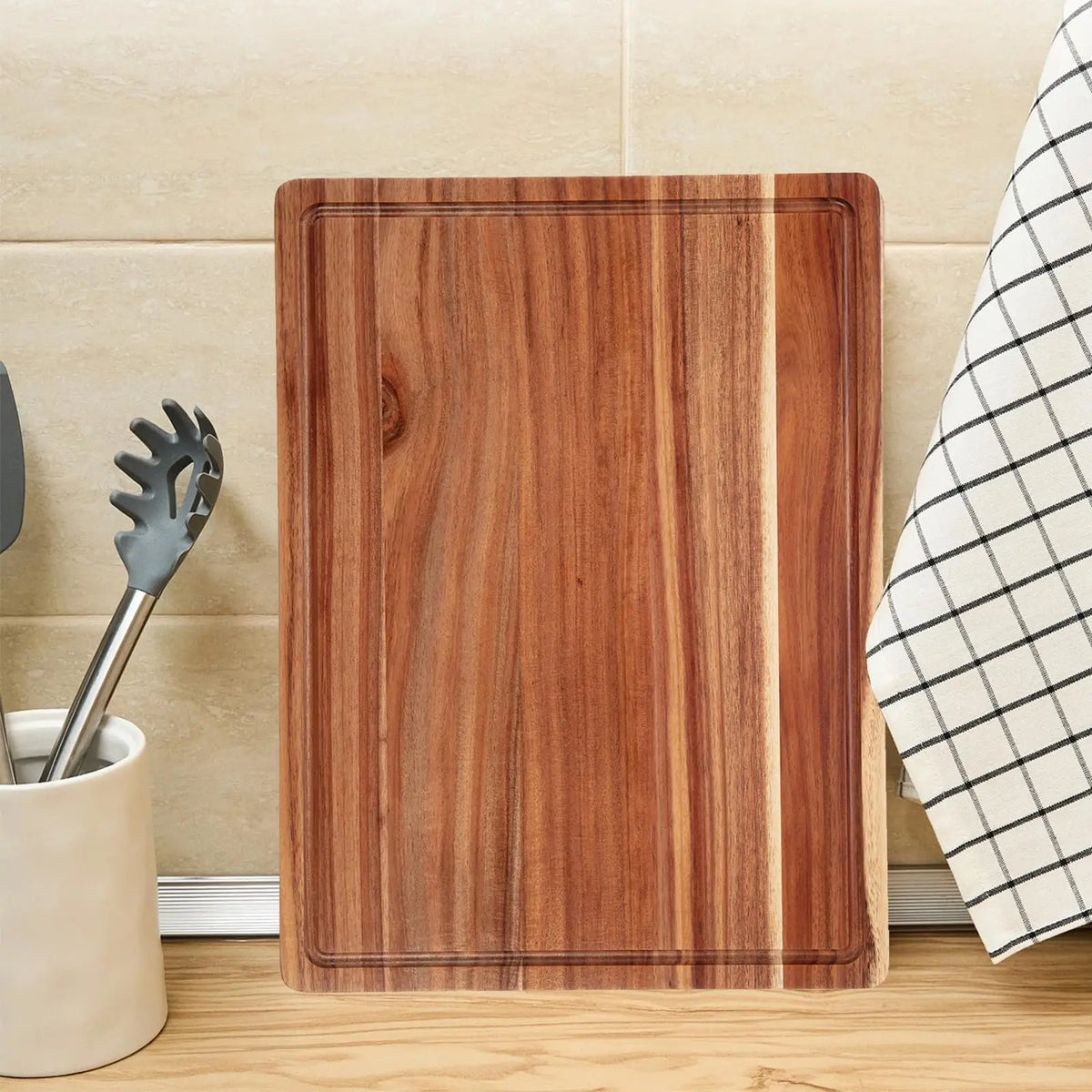 Acacia Wood Chopping Board – Thick Reversible Butcher Block with Juice Groove – Best for Carving, Cheese & Serving – Available in Small & Medium