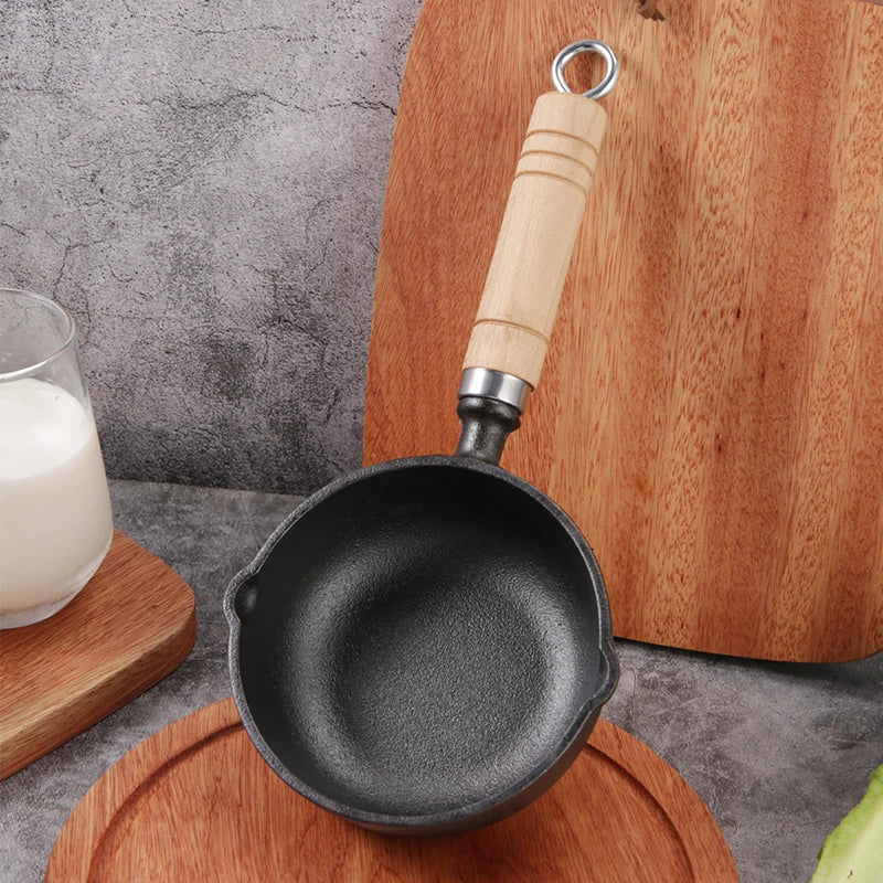 Cast Iron Mini Milk Pan with Pour Spout – Non-Stick Egg Frying Pan & Butter Warmer – Best for Sauces, Milk & Single Eggs (12cm)