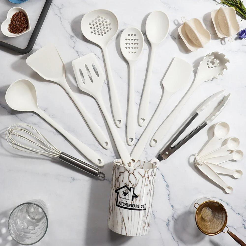 10/18-Piece Silicone Kitchen Utensils Set – Heat-Resistant Spatulas, Spoons, Turners, Brush, Whisk, and More Safe for Non-Stick Cookware & Daily Cooking – Available in Black & White