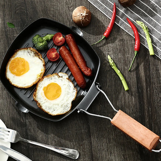 Grill Pan with Foldable Wooden Handle – Non-Stick Pan Perfect for Grilling Steak, Meat, Fish & Vegetables – Available in 20cm, 24cm, 28cm
