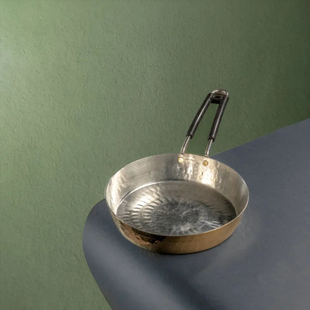 Brass Fry Pan with Heat Resistant Long Handle