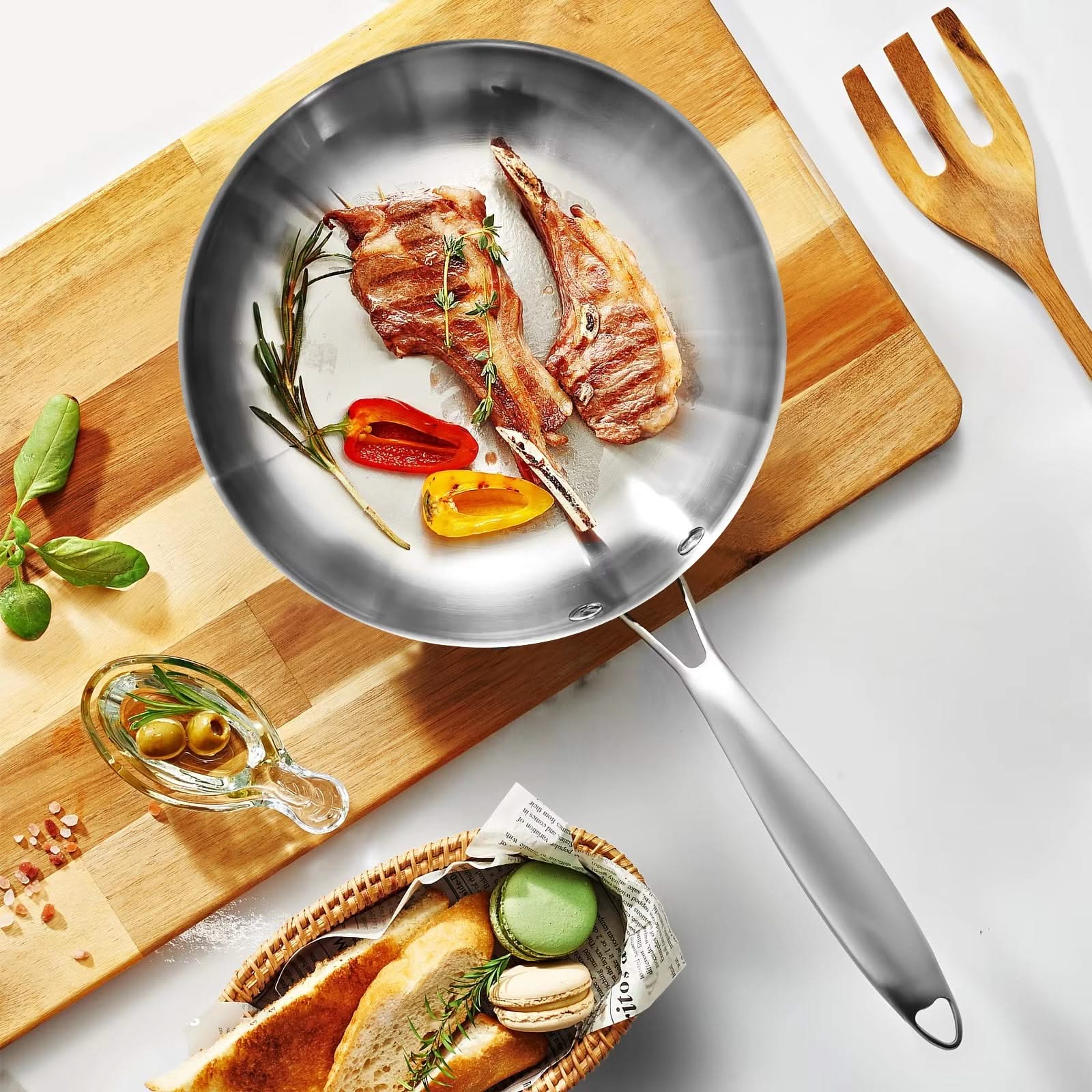 Stainless Steel Non-Stick Frying Pan – Uncoated Kitchen Cookware, Ideal for Searing Steaks and Versatile Cooking on Gas and Induction Cooktops