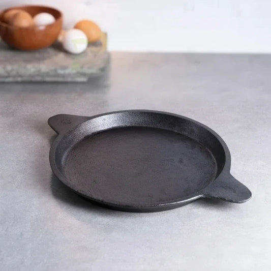 Cast Iron Raised Edge Fry Pan Omelette Pan Induction Friendly