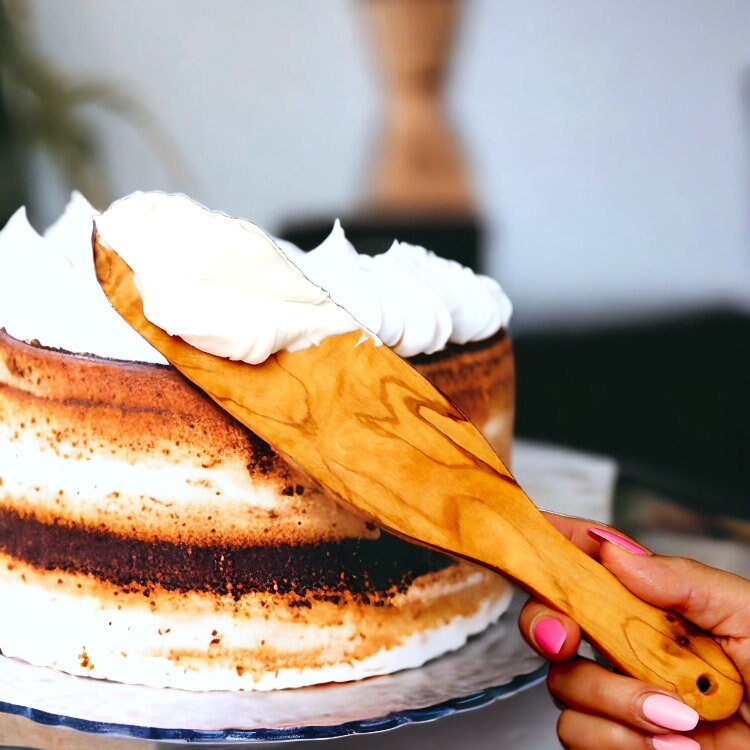 Olive Wood Handcrafted Curved Tip Wooden Icing Cake Frosting Spatula