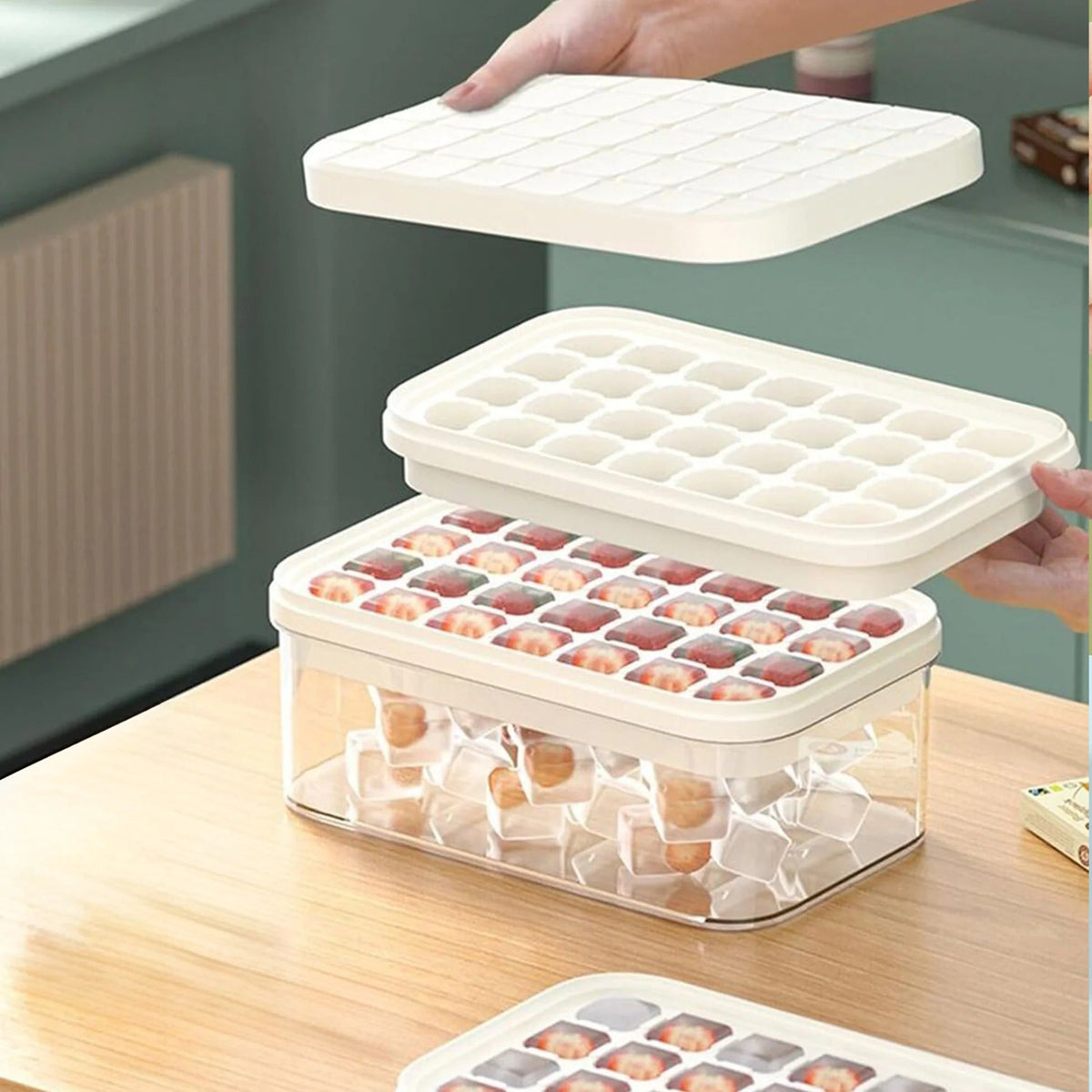 2 Layer Ice Cube Trays with Storage Box & Ice Scoop, 56 Compartments, BPA Free, White