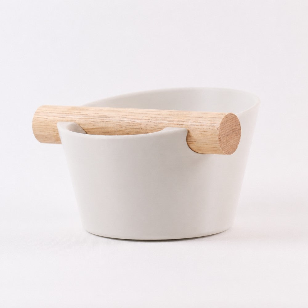 Nordic Espresso Knock Box with Oak Bar Small — 5–7 pucks Matte Off White