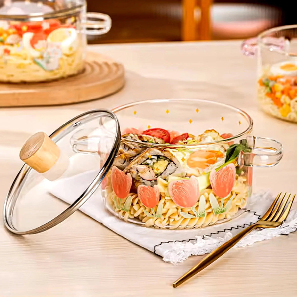 Borosilicate Glass Saucepan 1.45L with Lid Handle Gas Stove Microwave Safe Red Green