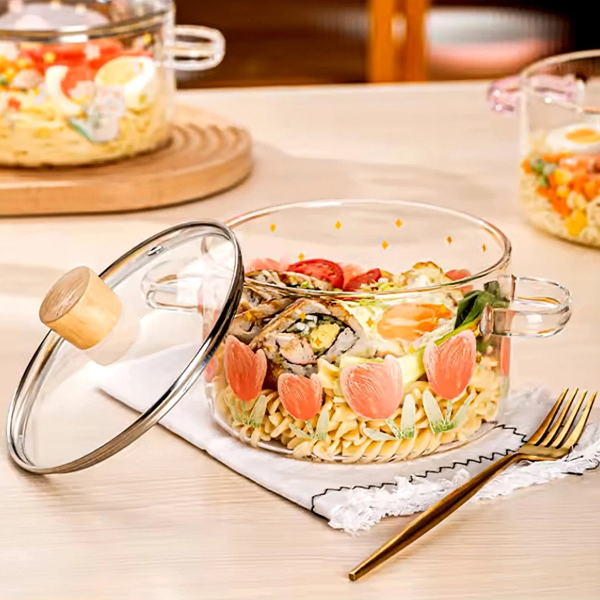 Borosilicate Glass Saucepan 1.45L with Lid Handle Gas Stove Microwave Safe Red Green