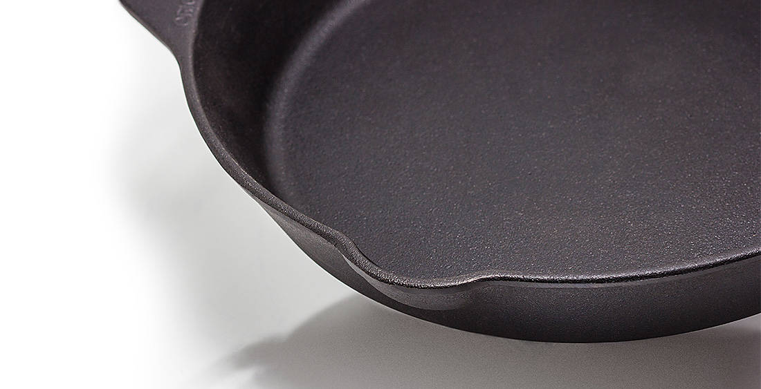 Cast Iron Fire Skillet with Single Handle
