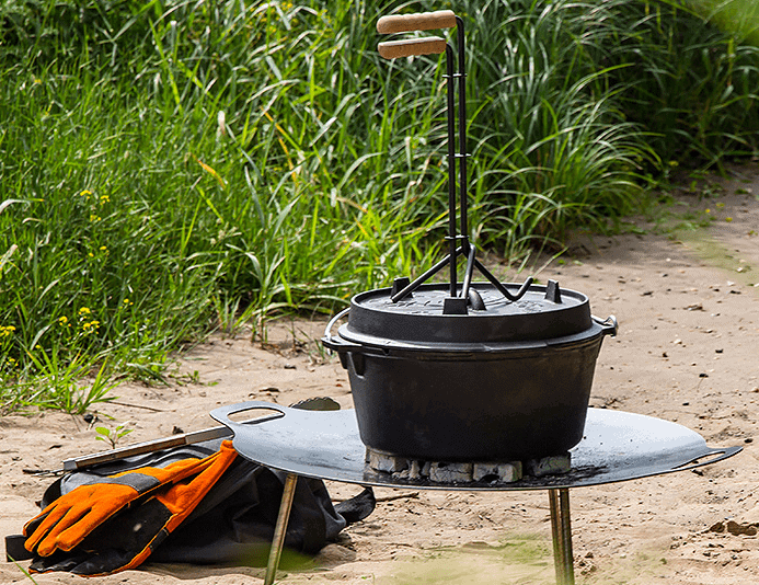 Dutch Oven Lid Lifter with Wooden Handle