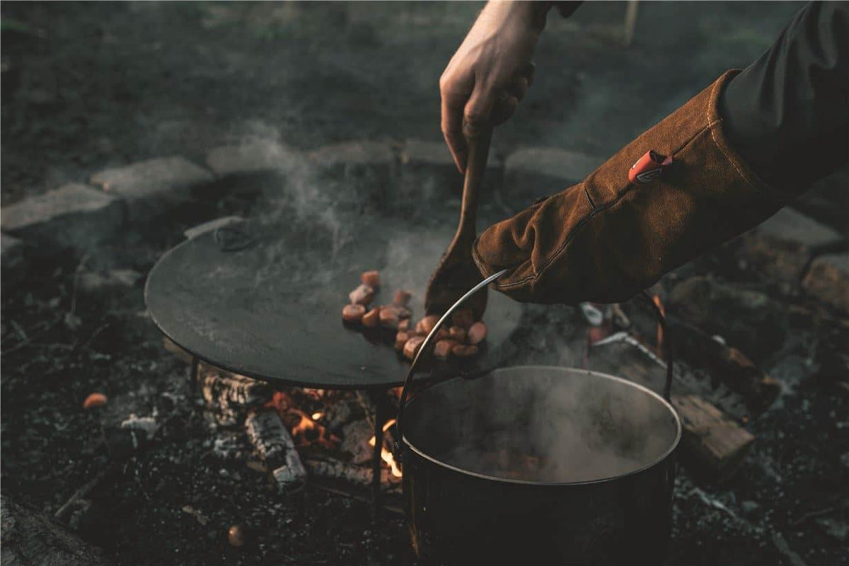 Cast Iron Oven Mitt Fire Gloves