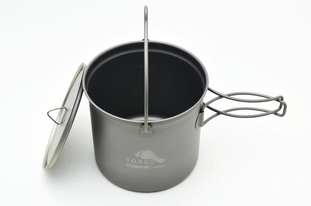 Titanium Pot with Bail Handle