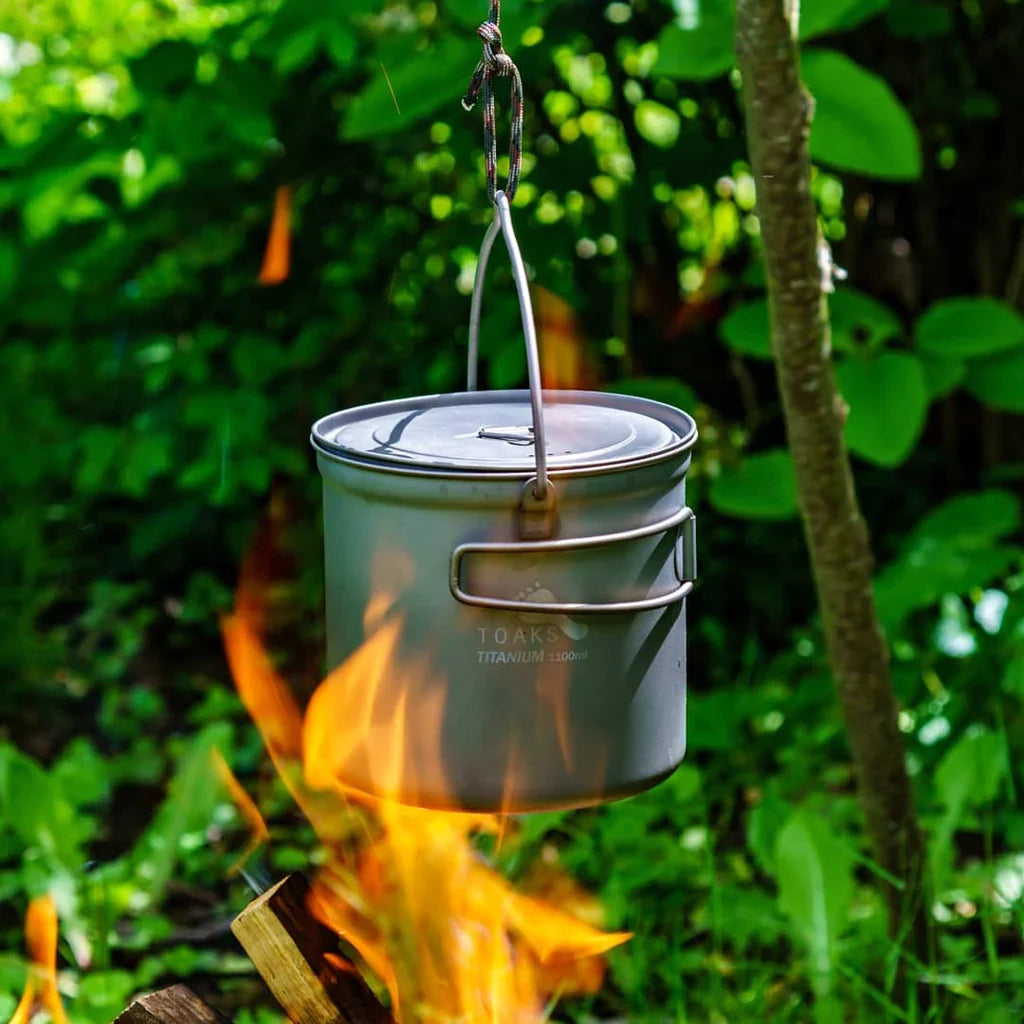 Titanium Pot with Bail Handle