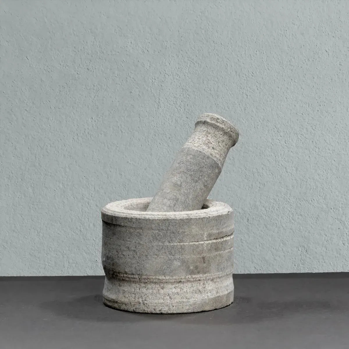 Hardstone Hand Chiseled Mortar and Pestle Traditional Kitchen Accessory Small